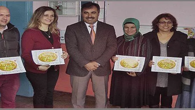  AİLE EĞİTİM KURSLARI SONA ERDİ