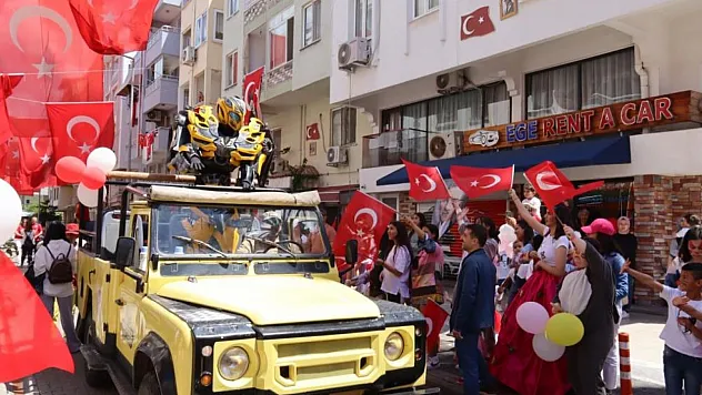 10 yıldır bu sokakta çocuk şöleni kutlanıyor