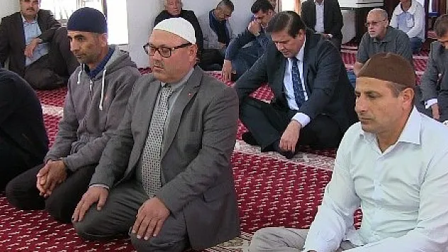 Bodrum'da AK Parti'liler Atatürk anısına mevlit okuttu