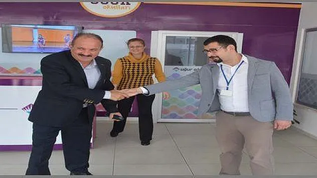 BAŞKAN SAATCI'DAN UĞUR OKULLARI'NA İADEYİ ZİYARET