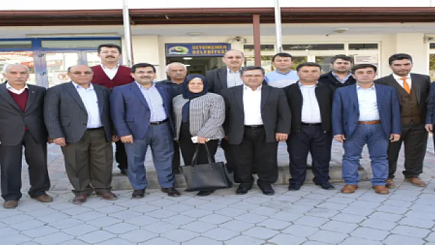 BAŞKAN YARDIMCISI KOCA SEYDİKEMER'E GELDİ...