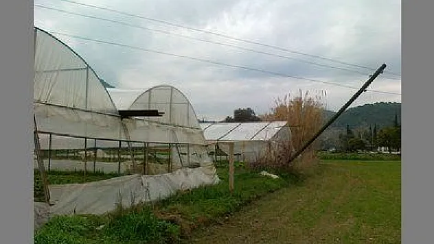 DİREKLER TEHLİKE SAÇIYOR (milas)