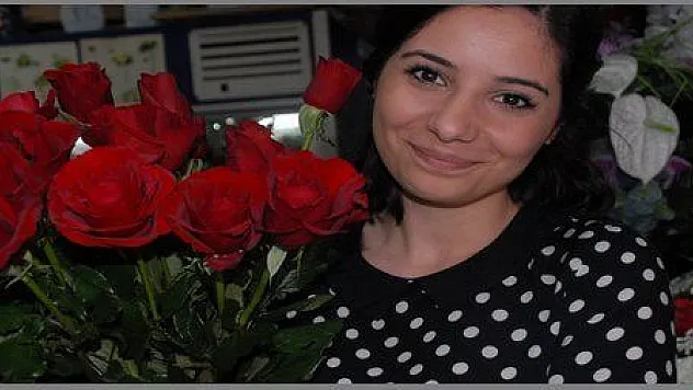 SEVGİLİLER GÜNÜ ÇİÇEKLERİ HAZIR