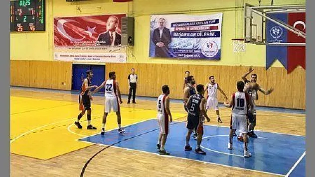 FETHİYE BASKET LİDERLİĞİNİ SÜRDÜRDÜ
