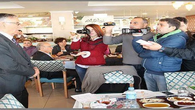 ARICAN 'FETHİYE BASINI ÇOK DİNAMİK'