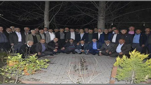  MUHTARLAR SORUNLARINI ANLATTILAR