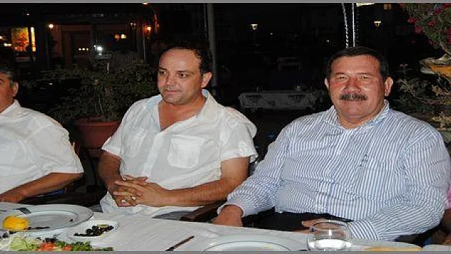 CHP'Lİ ADAY ADAYI FETHİYE'DE İFTAR YEMEĞİ VERDİ