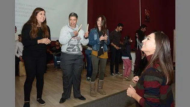 ÖĞRENCİLER ÇALDI ENGELLİLER SÖYLEDİ...