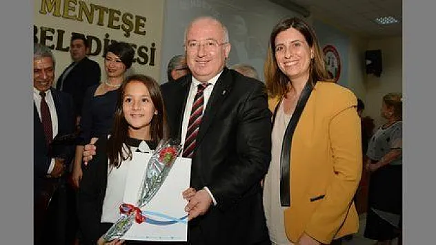 'CUMHURİYET VE ATATÜRK' ETKİNLİĞİ SANATSEVERLERLE BULUŞTU…