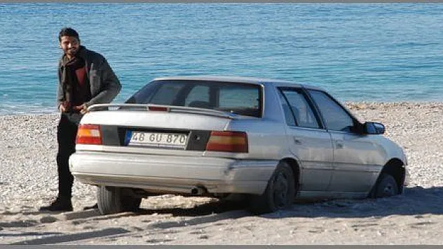 YURDUM İNSANI ÖRNEĞİ ÖLÜDENİZ'DE YAŞANDI (görüntülü)