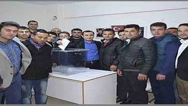 Seydikemer Ak Gençliğe Ramazan Yantır Başkan
