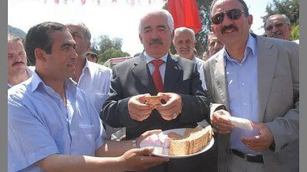 MHP FETHİYE SEÇİM BÜROSUNA PÜSKEVİTLİ AÇILIŞ