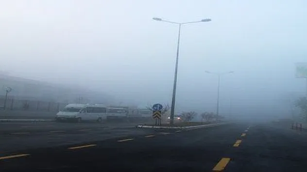 SİS ULAŞIMI AKSATTI...