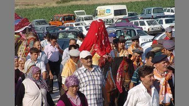 YAYLADA YÖRÜK KÜLTÜRÜ CANLANDIRILDI
