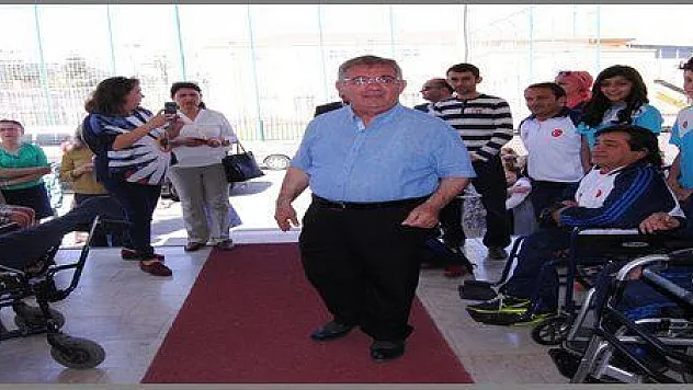 ÇALIK 'FETHİYE MÜZESİ KALEYE YAPILMALIDIR'