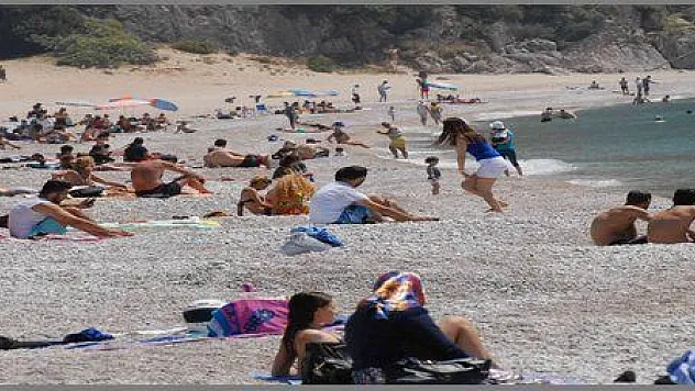 ÖLÜDENİZ PLAJLARI CANNESE DÖNDÜ