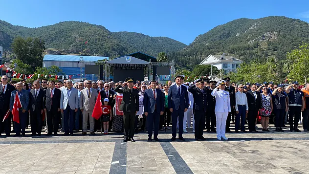19 Mayıs'ta Atatürk anıldı
