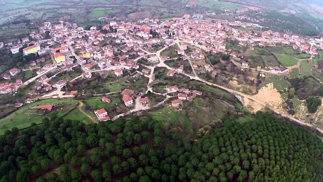 2.4'lük deprem bir ilçeyi ayağa kaldırdı