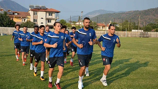 Ortaca Belediyespor top başı yaptı