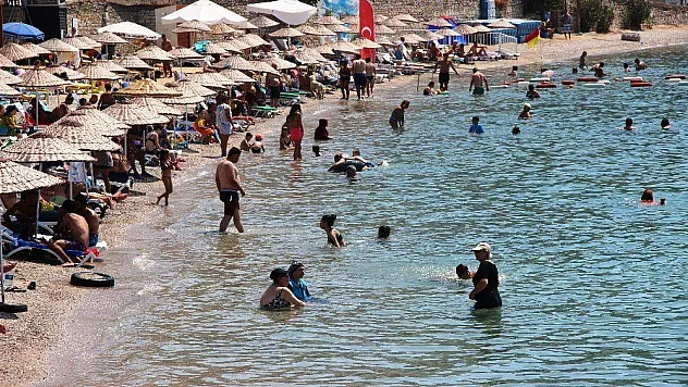 Bodrum'a 330 bin araç, 264 özel jet ve 1955 uçakla geldiler