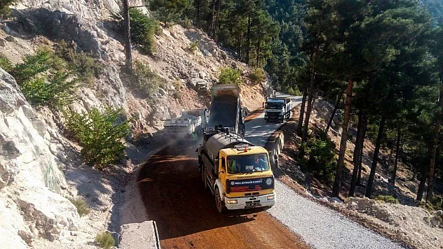 Karaağaç, tarihinde ilk kez asfaltla tanıştı