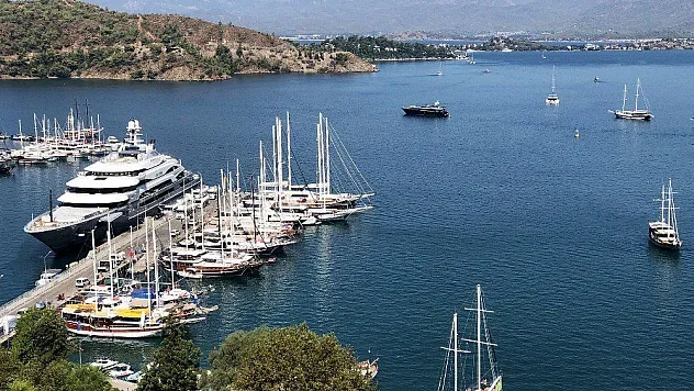 Lüks yata 26 tankerle 3 milyon TL'lik yakıt