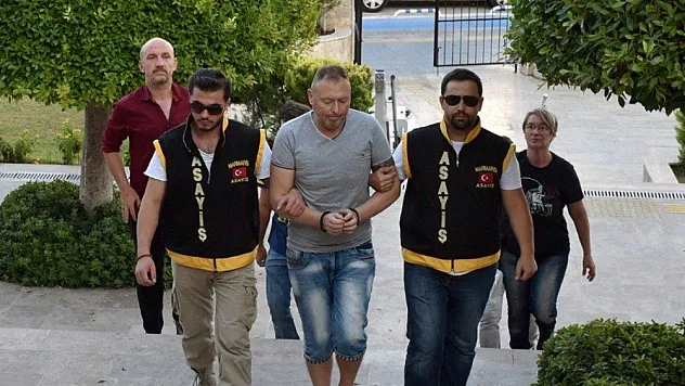 40 bin dolarlık pırlanta yüzük yutan İrlandalı serbest bırakıldı