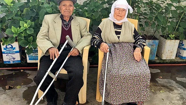 Denetimli Serbestlik yükümlüleri Kore Gazisi'in evini boyadı