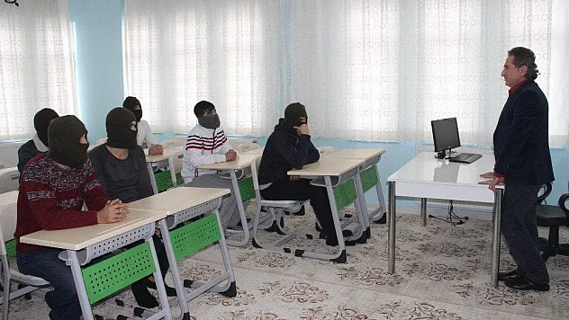 Madde bağımlılarının yürek burkan ibretlik hikayeleri