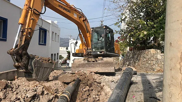 Büyükşehir Ortakent-Yahşi'nin su sorununu çözüyor