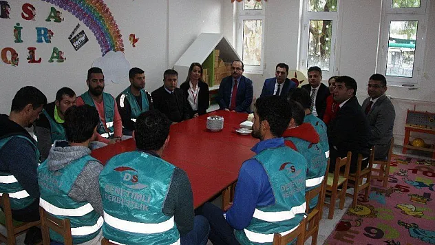 Kader mahkumları minik öğrenciler için kolları sıvadı