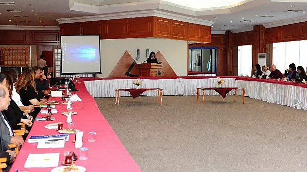 Rektör Çiçek üniversite yöneticileri ile bir araya geldi