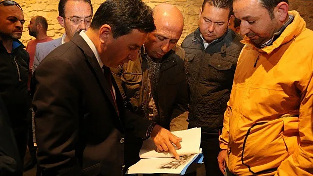 Başkan Aras çarşı esnafı ile buluştu
