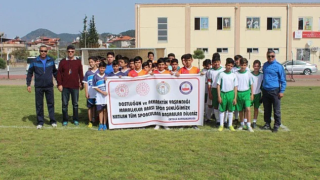 Bağımlılıkla mücadeleye futbolla dikkat çektiler