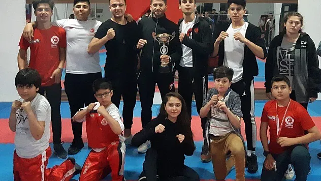 Seydikemerli sporcuların başarısı