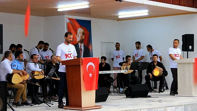 Hükümlüler, Milli Mücadelenin 'Bitmeyen Yolculuğu'nu sahneledi