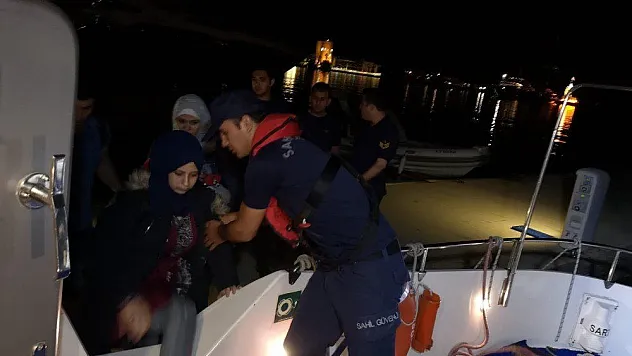 Lüks yatı çalarak Yunanistan'a kaçmaya çalışan göçmenler yakalandı