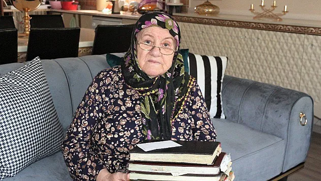 85 yaşındaki Hatice Nine yazdığı bin 300 şiirin kitaplaştırılmasını istiyor