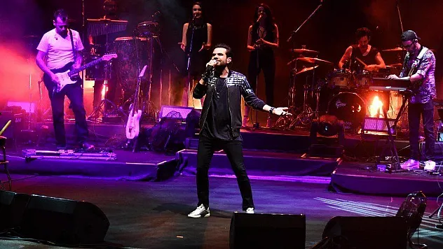 Beren Saat, Kenan Doğulu ayrılık iddialarına son noktayı koydu