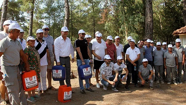 Beşiktaş taraftarlarından orman yangınlarına bidonlu önlem