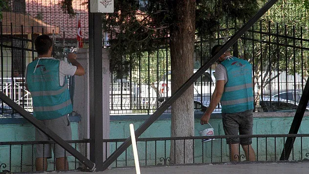 Denetimli serbestlik hükümlülerinden okul temizliği