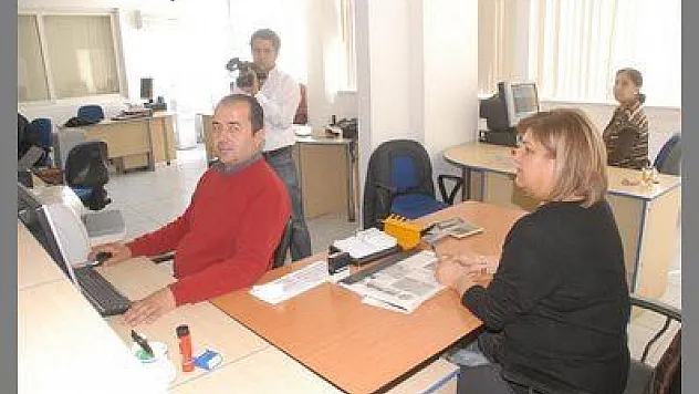 NÜFUS MÜDÜRLÜĞÜ HAFTA SONU DA ÇALIŞTI