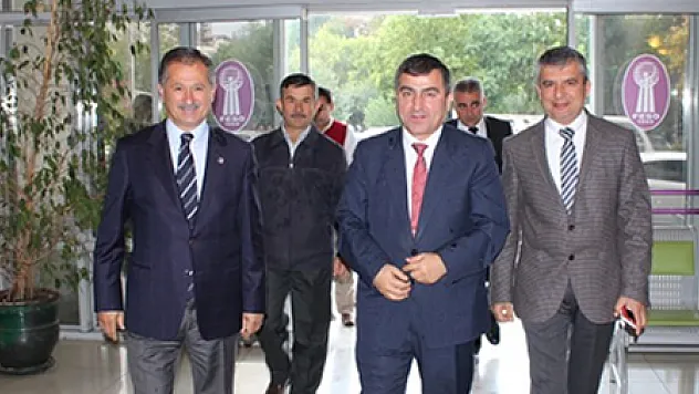Kaymakam Şahiner'den Esnaf Odasına Ziyaret