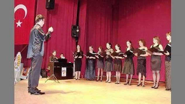 ODA KONSERİNİ İNGİLİZLER DE İZLEDİ