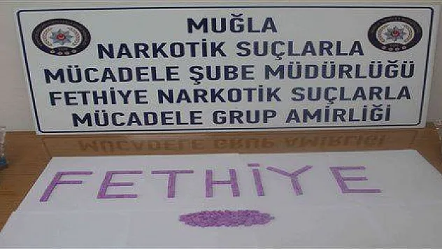 FETHİYEDE UYUŞTURUCU SATTIĞI İDDİA EDİLEN 4 KİŞİ YAKALANDI