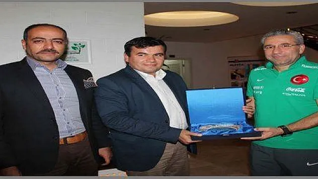 A MİLLİ BAYAN FUTBOL TAKIMI FETHİYE'DE RUSYA İLE KARŞILAŞIYOR