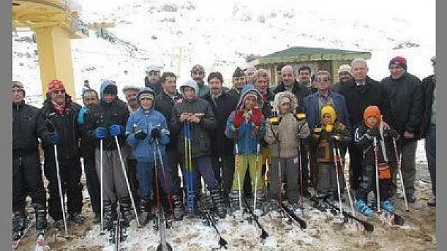 SEKİ-ERENDAĞI  KAYAK TESİSLERİ  MUĞLA VALİSİ TARAFINDAN HİZMETE AÇILDI