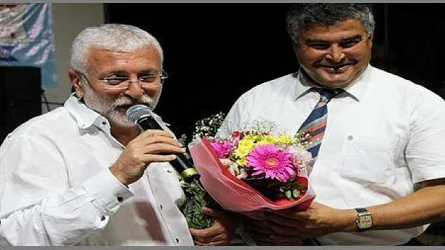 ONUR AKIN ÖLÜDENİZ'İ SALLADI