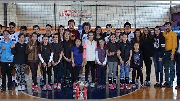 KEMER DOĞANSPOR YILDIZ ERKEKLERDE DE ŞAMPİYON OLDU