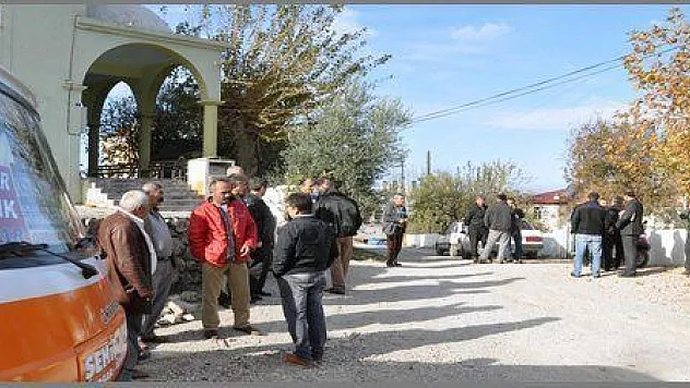 KARAPINAR VE AHAT'A ULAŞIM SIKINTISI ÇÖZÜLDÜ (görüntülü)